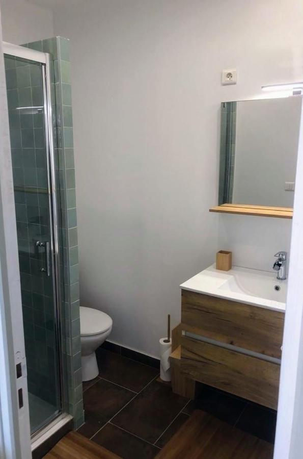 Logement A Brive Avec Terrasse Et Climatisation - Pres De La Gare Et Du Centre-Ville - Wifi Et Stationnement Gratuit Exterior foto
